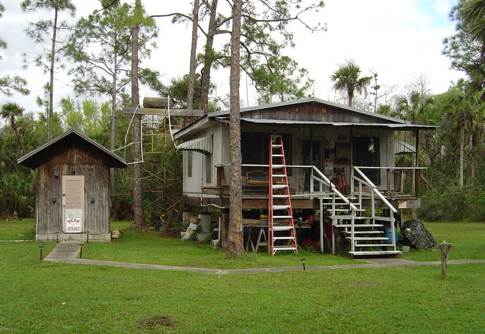 p2007 01 sony 01406m