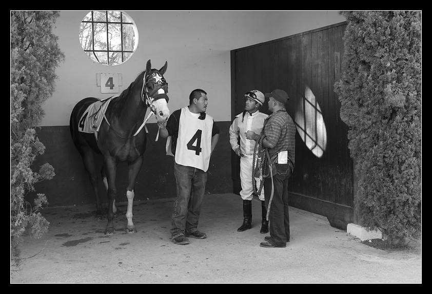 p2012 12 m9 13068mbw